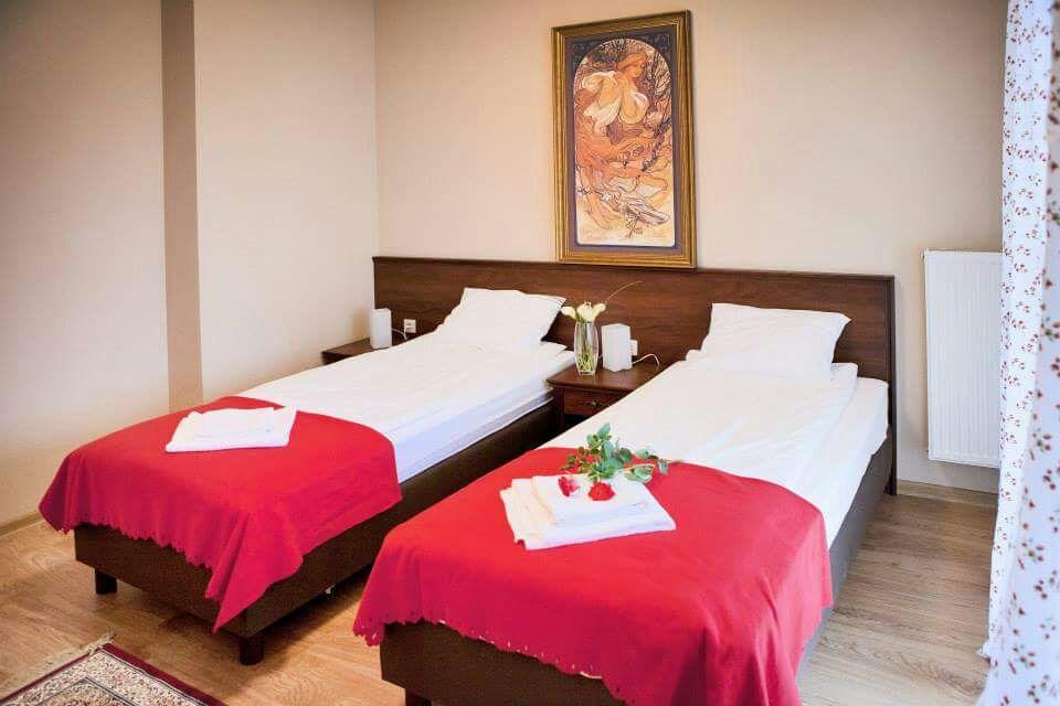 Bialy Kruk Hotel Starogard Gdanski Luaran gambar
