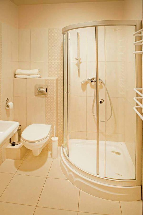 Bialy Kruk Hotel Starogard Gdanski Luaran gambar